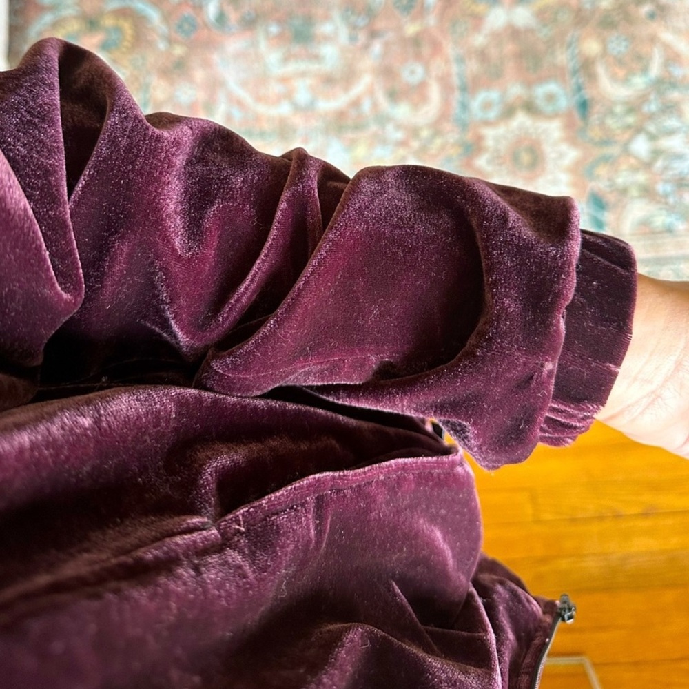 OBEY Sabre Velvet Bomber Jacket - Picture 11 of 12